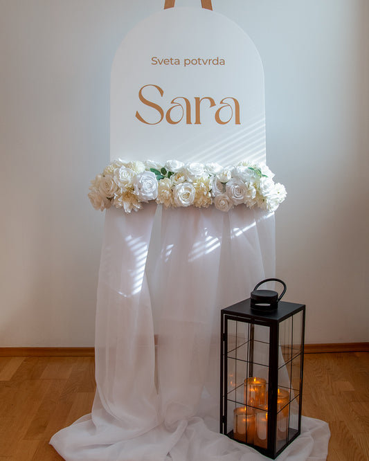 Štafelaj s natpisom Cvijeće