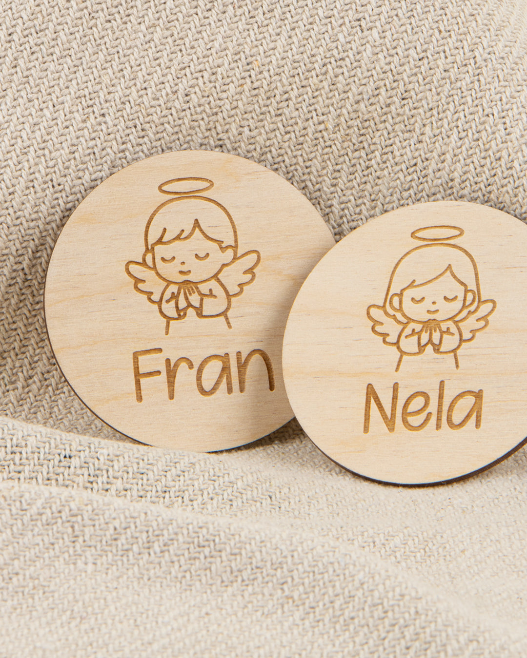 Drveni magnet Anđeo