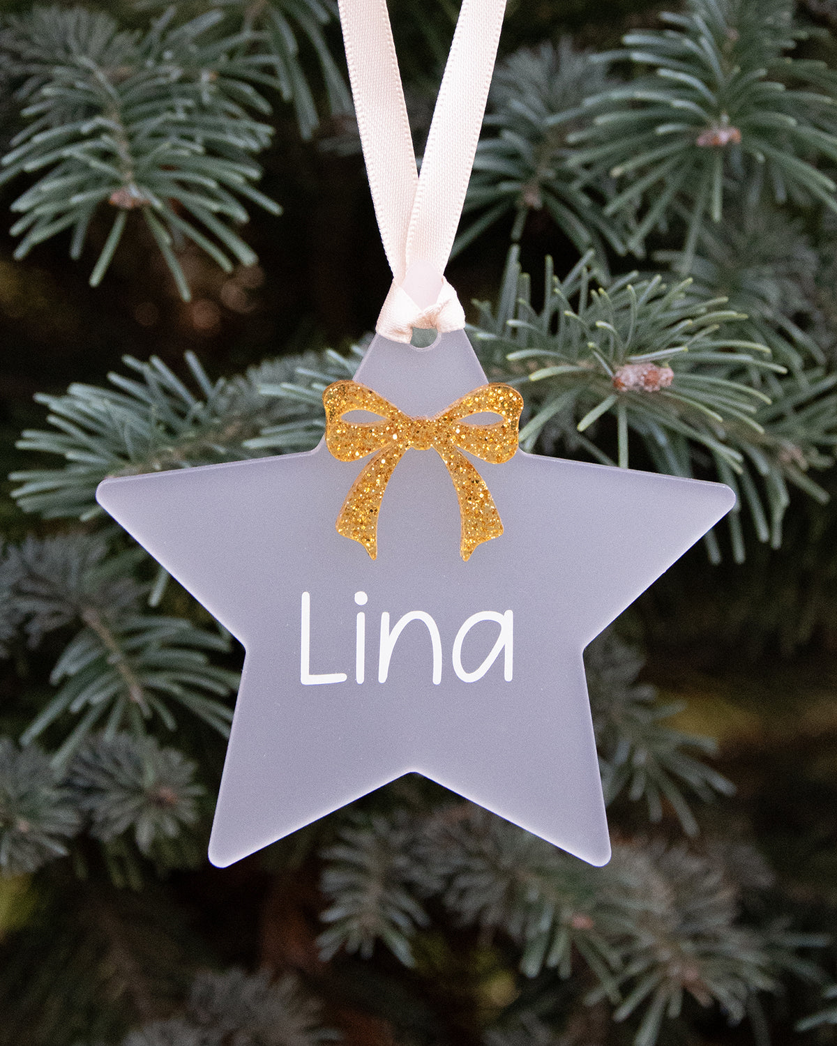 Akrilni ukras Mašnica